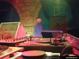 photo_archive 2006-03-23-1143404219 - DSCN0016_resize.jpg