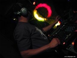 photo_archive 2006-03-31-1143903913 - DSCN10017x_resize.jpg