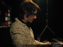 photo_archive 2006-04-16-1145366756 - DSCN0042_resize.jpg