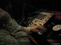 photo_archive 2006-04-16-1145366756 - DSCN0066_resize.jpg