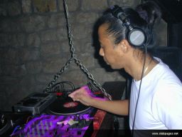 photo_archive 2006-05-13-1147613530 - DSCN0066_resize.jpg