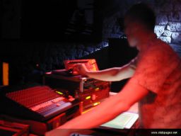 photo_archive 2006-05-27-1149278419 - DSCN0085_resize.jpg