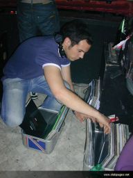 photo_archive 2006-06-10-1150586885 - DSCN0138_resize.jpg