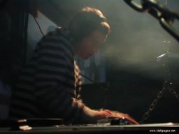 photo_archive 2006-06-10-1150586885 - DSCN0030_resize.jpg