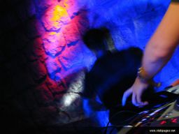 photo_archive 2006-06-10-1150586885 - DSCN0120_resize.jpg