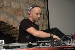 photo_archive 2006-09-30-1159715977 - DSC_2071.jpg