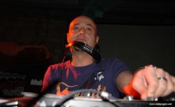 photo_archive 2006-11-25-1165117900 - DSC_8677_resize.jpg