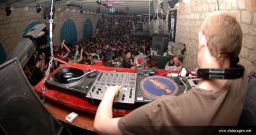 photo_archive 2006-12-31-1168987963 - DSC_1077_resize.jpg