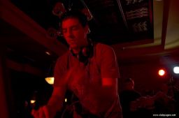 photo_archive 2007-02-09-1171210795 - DSC_2227_resize.jpg