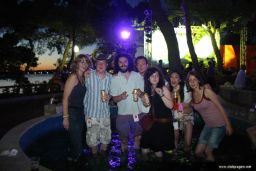 photo_archive 2007-07-07-1193587123 - IMG_8257.jpg